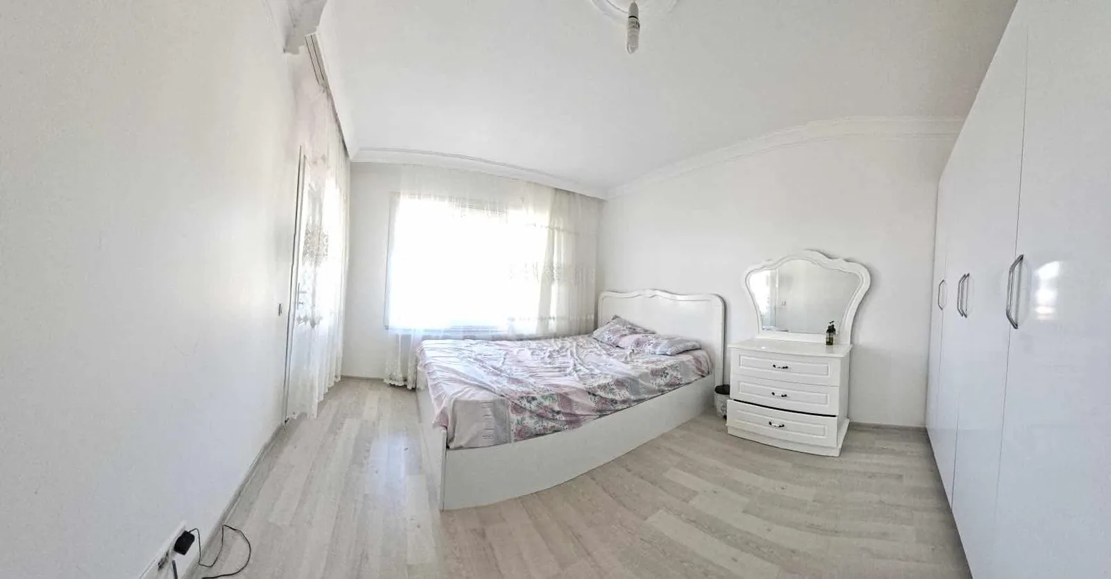 KOCAELİ KARAMÜRSEL EREĞLİ'DE MANZARALI BAHÇELİ 4+2 VİLLA - fotoğraf 4