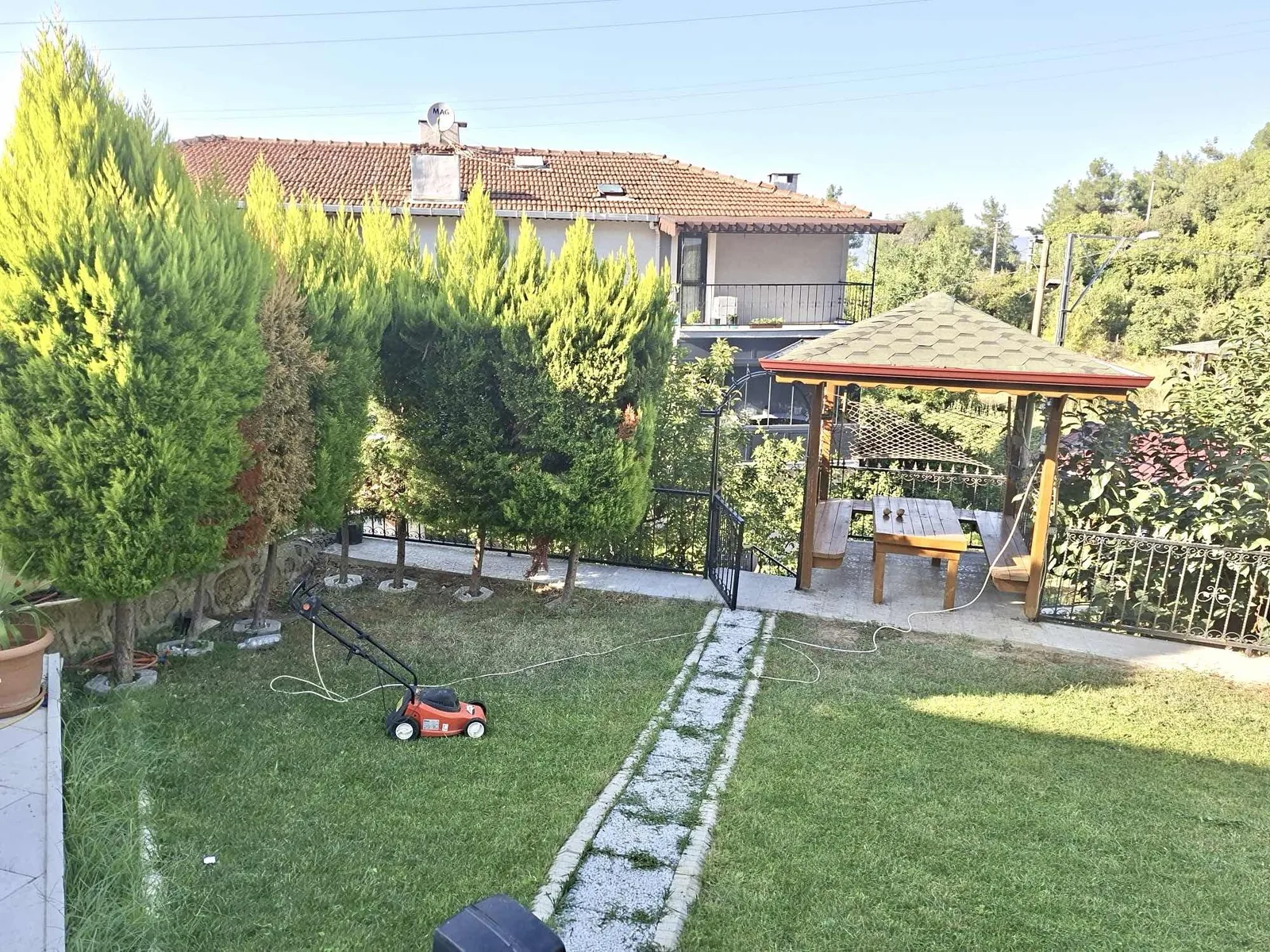 KOCAELİ KARAMÜRSEL EREĞLİ'DE MANZARALI BAHÇELİ 4+2 VİLLA - Etik Gayrimenkul