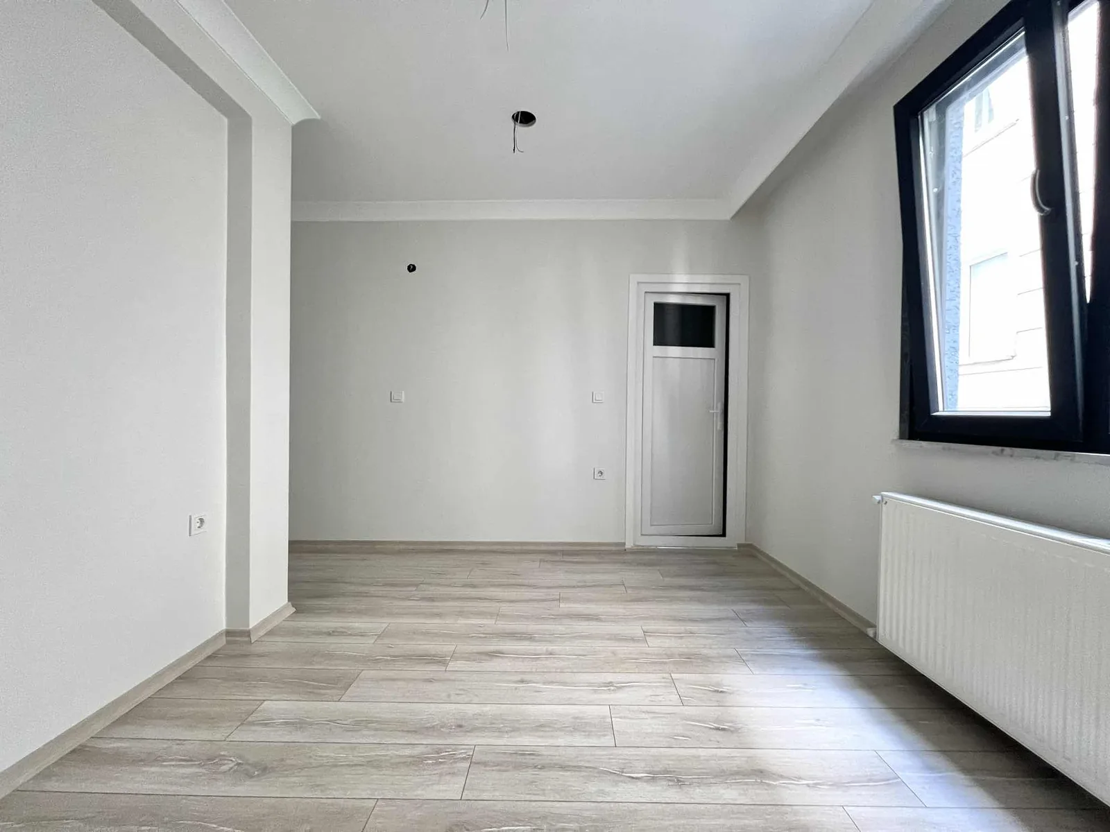 MECLİS METROYA 4 DK YÜRÜME MERKEZDE 2+1 ARAKAT - fotoğraf 2