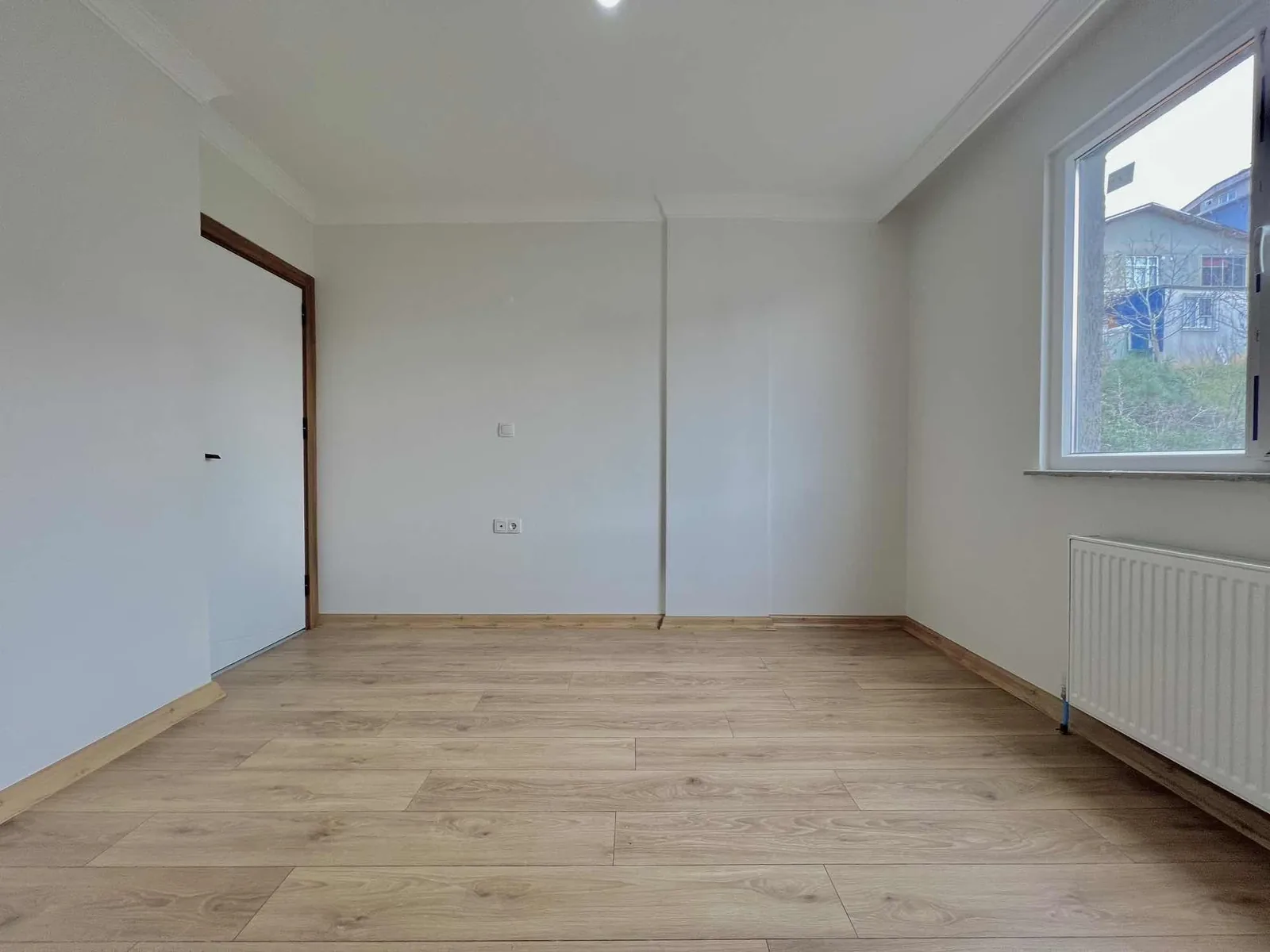 ORTADAĞ MERKEZDE 4+1 ÇATI DUBLEKS 145m2 DAİRE - fotoğraf 4