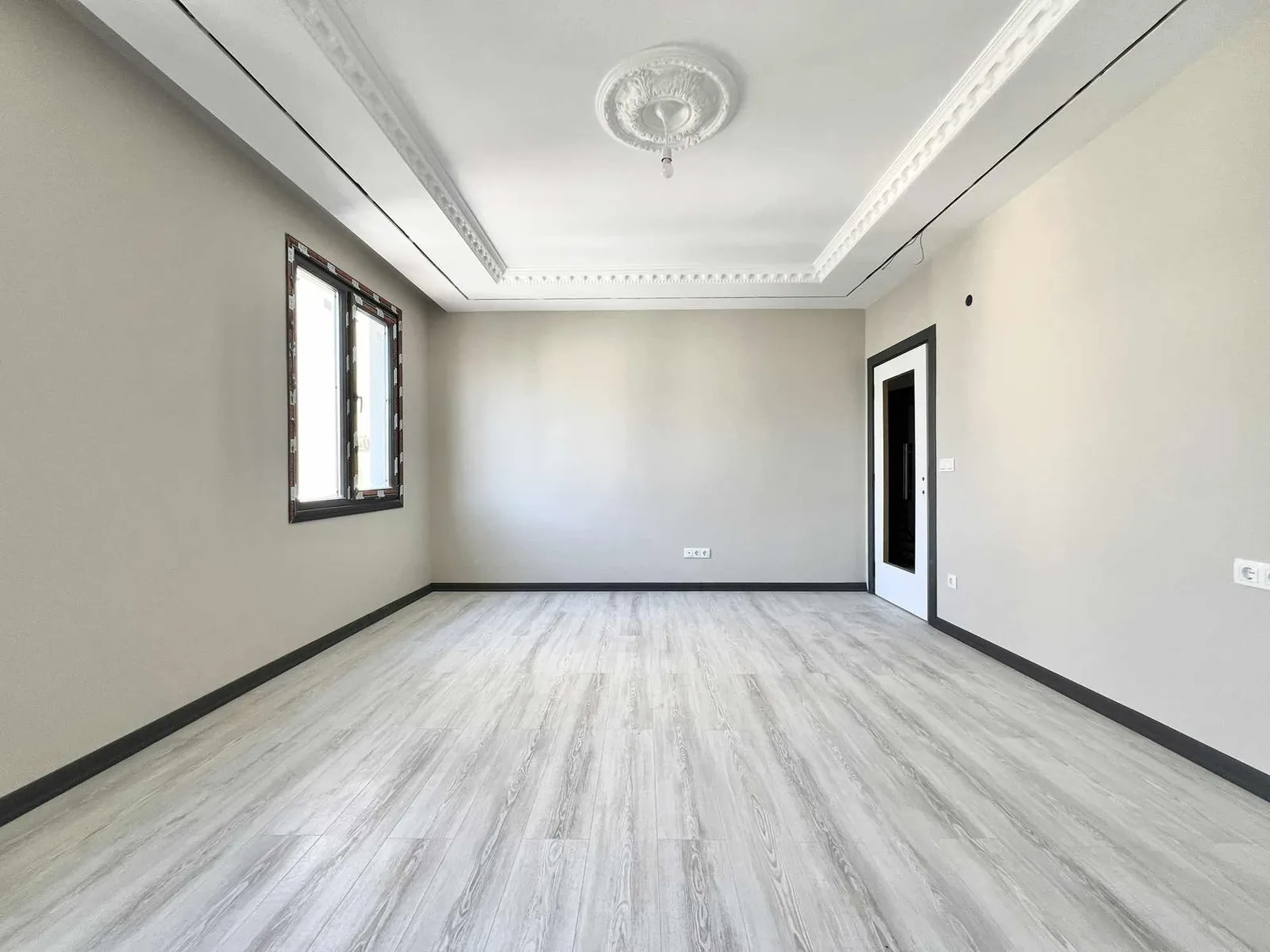 SANCAKTEPE OSMANGAZİ MAH 4+1 ÇATI DUBLEKS DAİRE KREDİYE UYGUN - fotoğraf 4