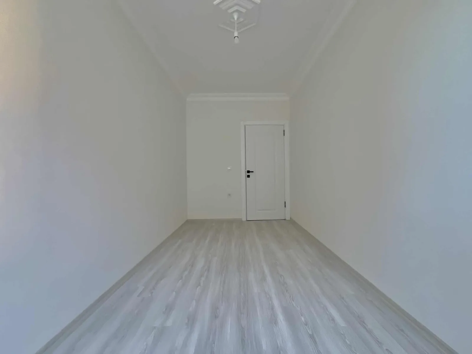 VEYSEL KARANİ MAH. 3+1 ARAKAT DAİRE (3. KAT) K.OTOPARKLI - fotoğraf 5