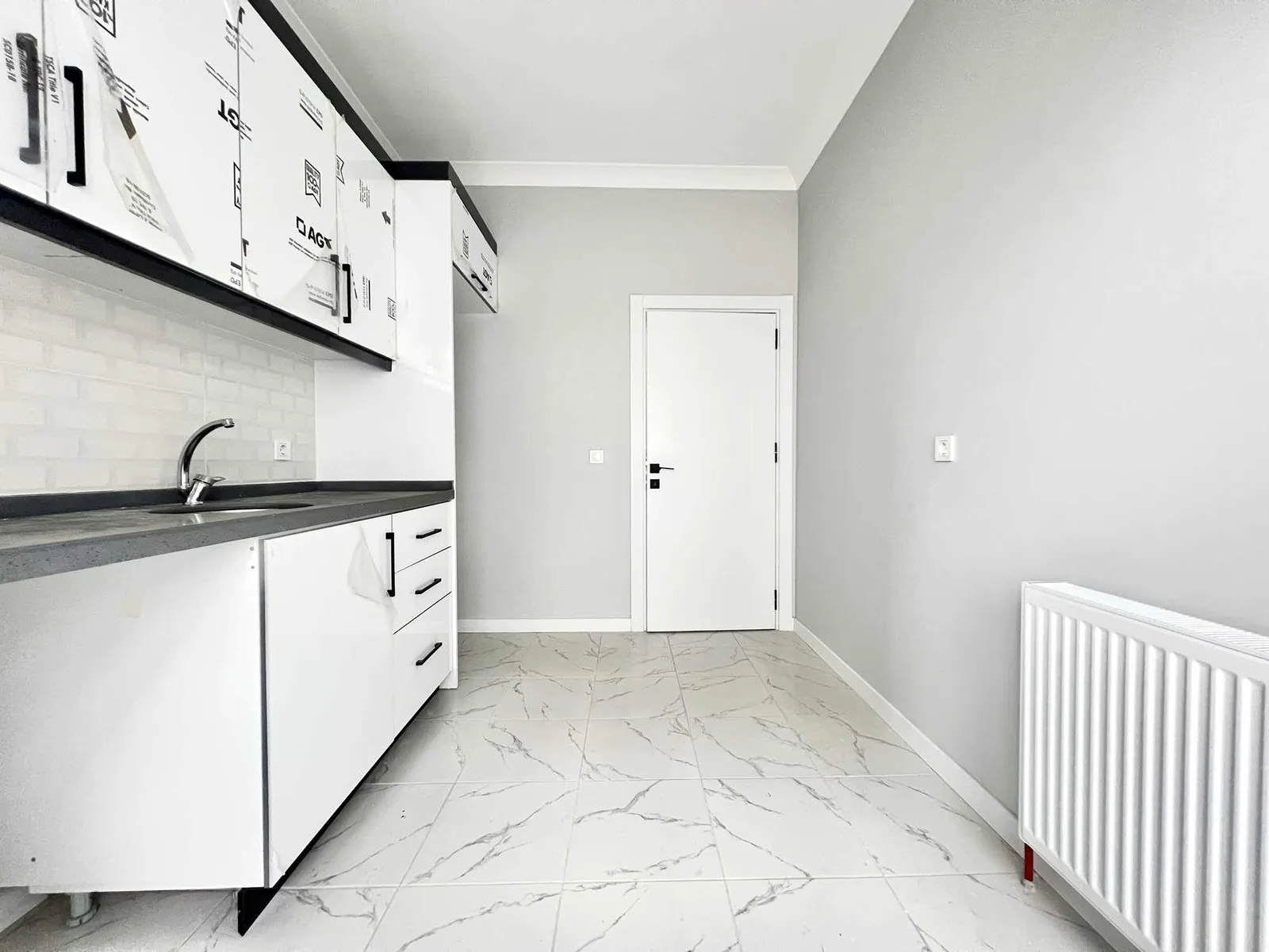 VEYSEL KARANİ MAH. METROYA YAKIN NET 80m2 BALKONLU DAİRE - fotoğraf 5